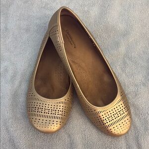 Comfortview Gold Ballet Flats